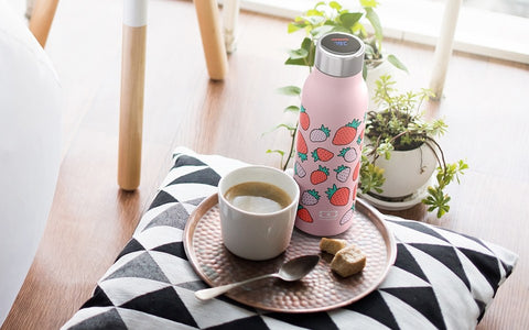 Monbento MB Genius Black Strawberry - The smart insulated bottle